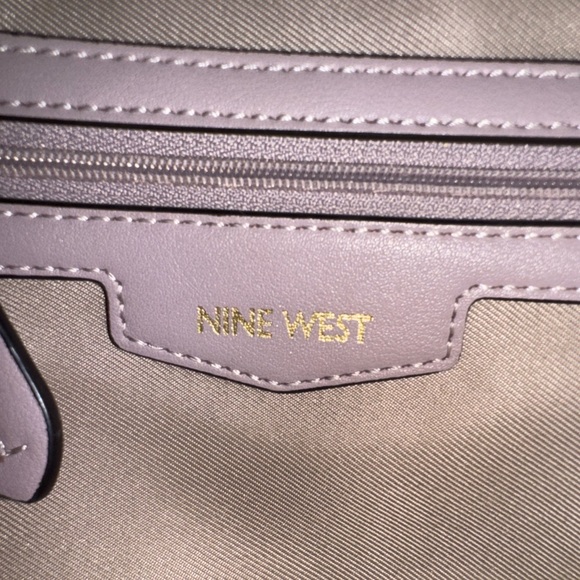 Nine West Lavender Shoulder Bag with Crossbody Strap Option - Picture 6 of 7